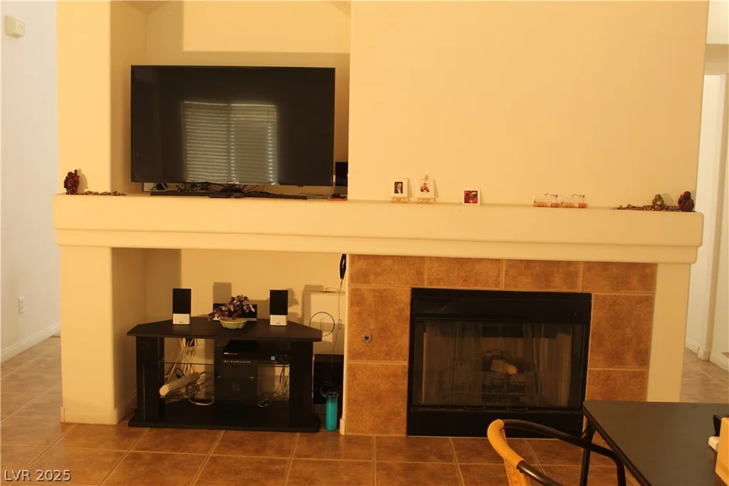 4408 Pacific Crest, Las Vegas, NV 89115