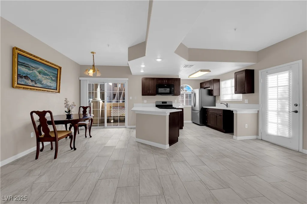 2925 Wigwam, Henderson, NV 89074