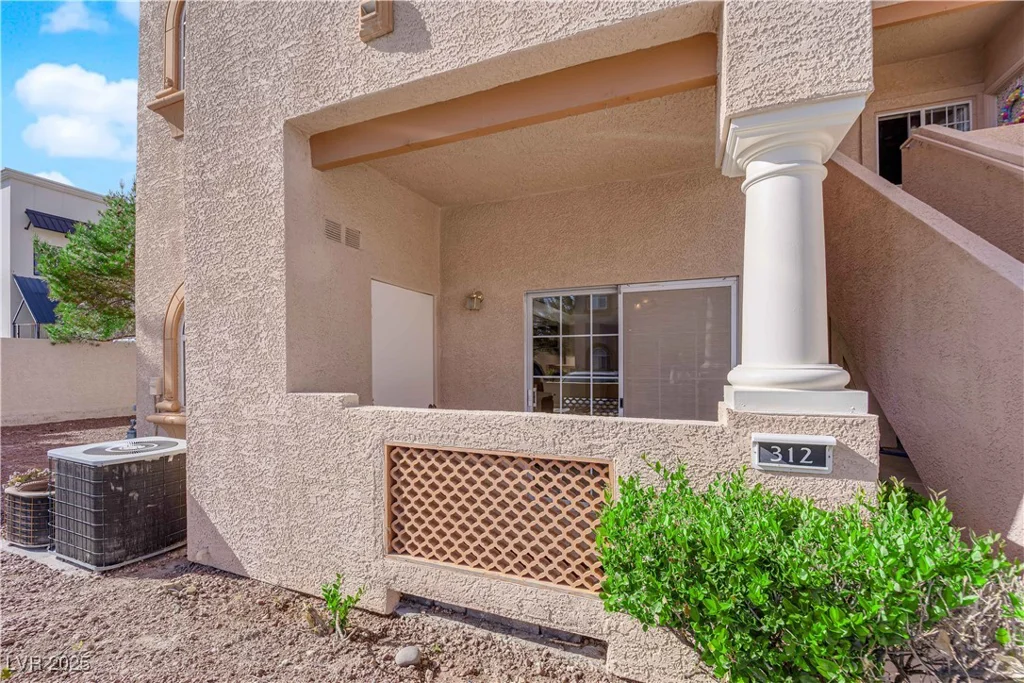 2925 Wigwam, Henderson, NV 89074
