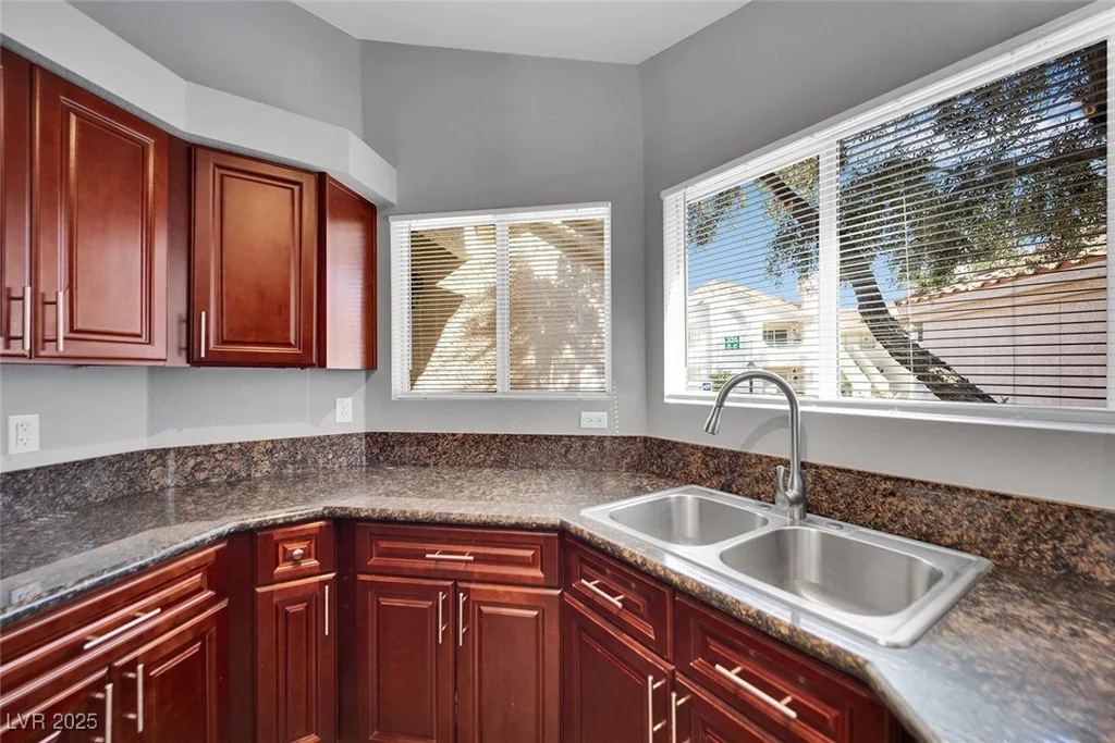 549 Yacht Harbor, Las Vegas, NV 89145