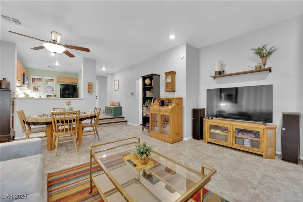 7445 Ringquist, Las Vegas, NV 89148