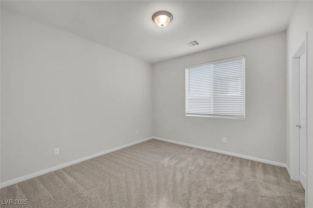 4527 Solitude Falls, North Las Vegas, NV 89084