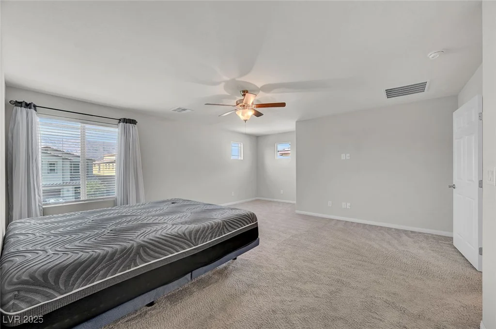 4527 Solitude Falls, North Las Vegas, NV 89084