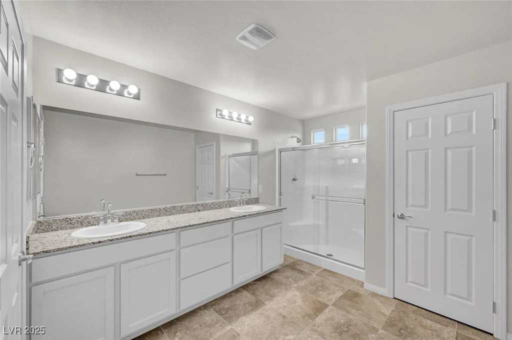 4527 Solitude Falls, North Las Vegas, NV 89084