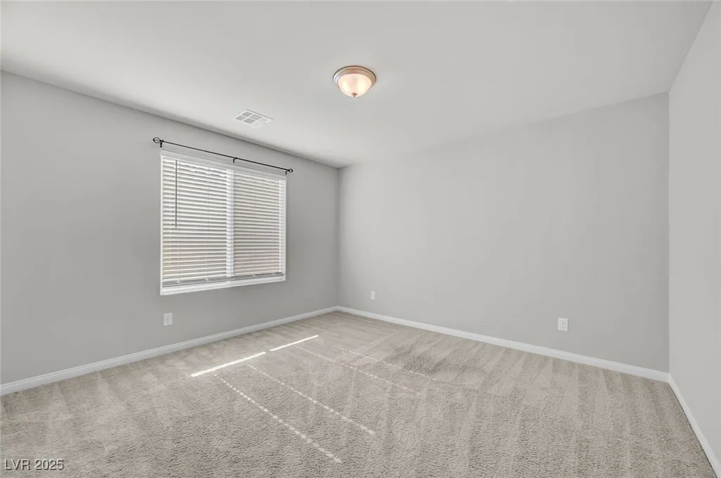 4527 Solitude Falls, North Las Vegas, NV 89084