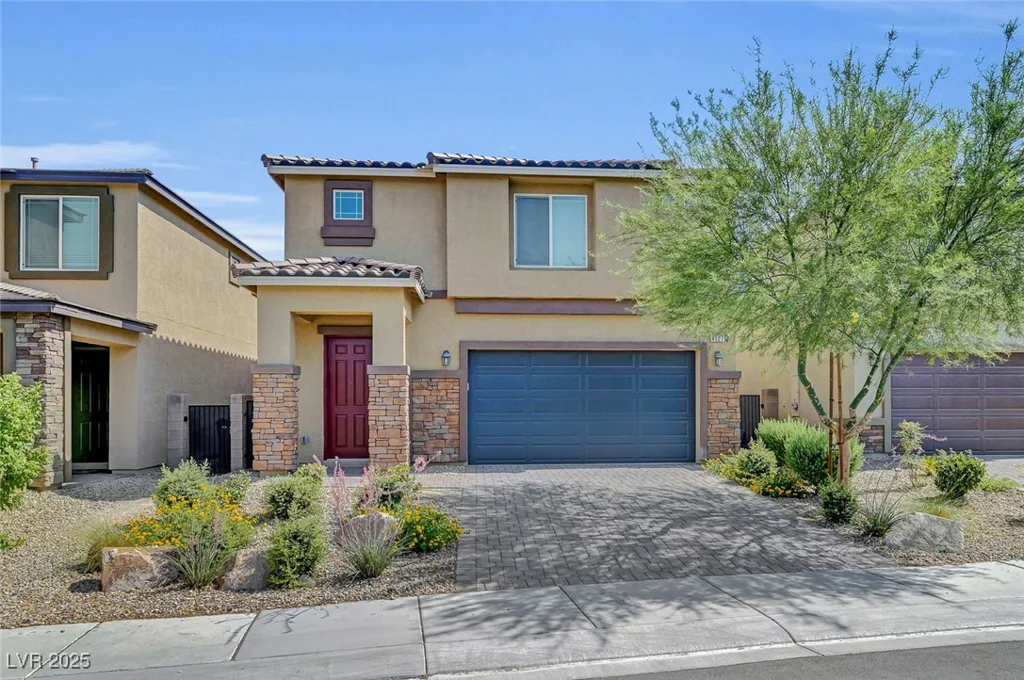 4527 Solitude Falls, North Las Vegas, NV 89084