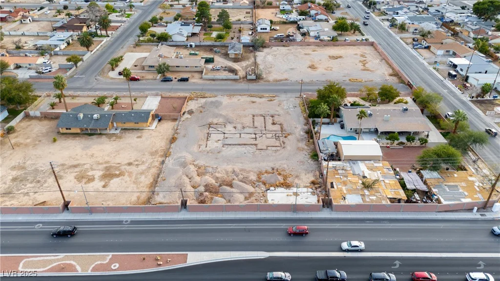 2010 Goldhill, Las Vegas, NV 89106