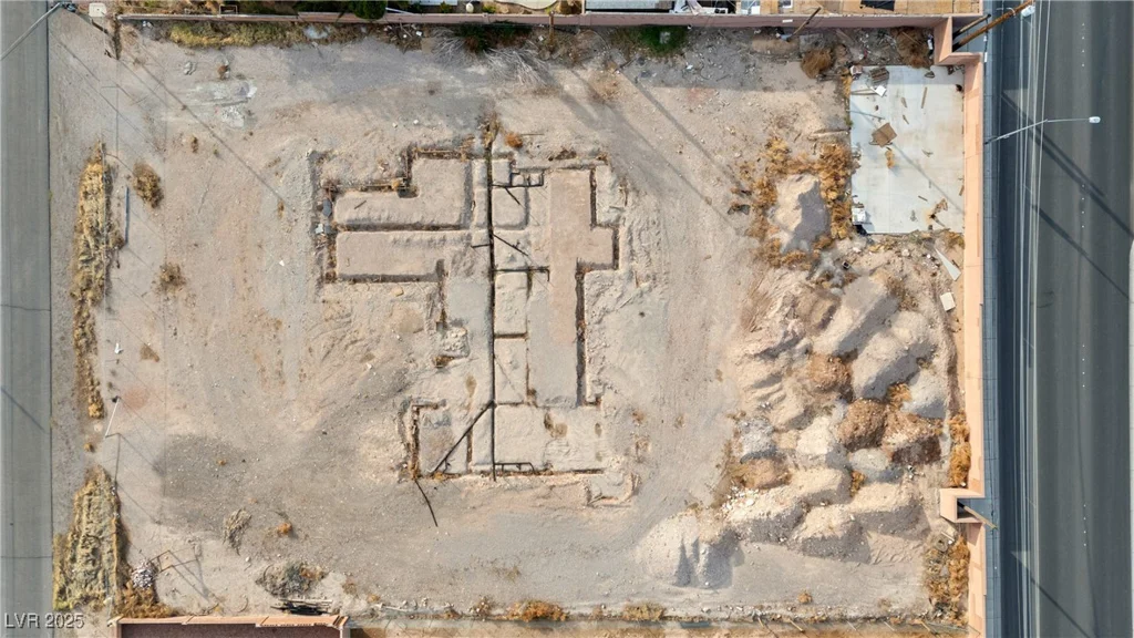 2010 Goldhill, Las Vegas, NV 89106