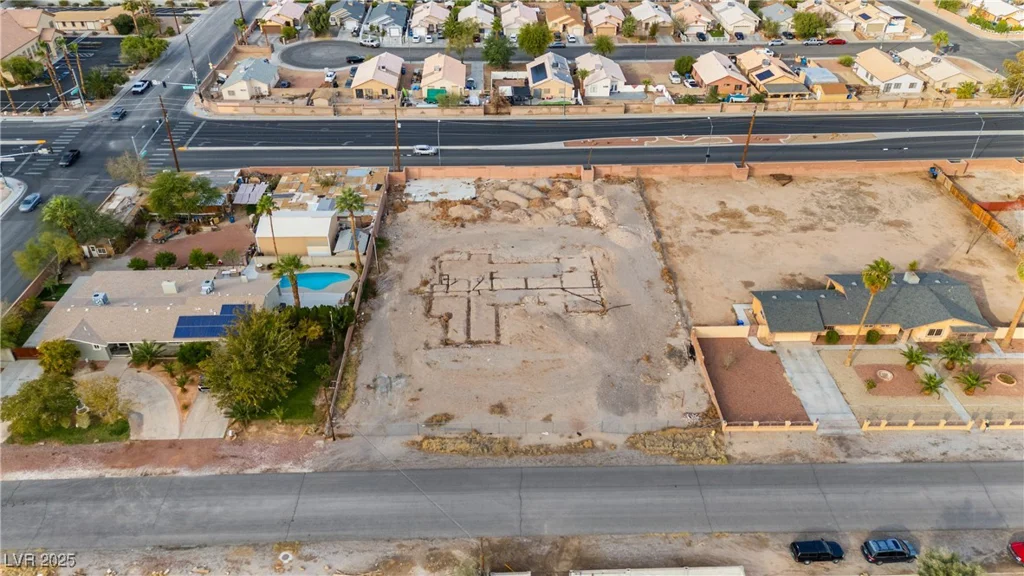 2010 Goldhill, Las Vegas, NV 89106