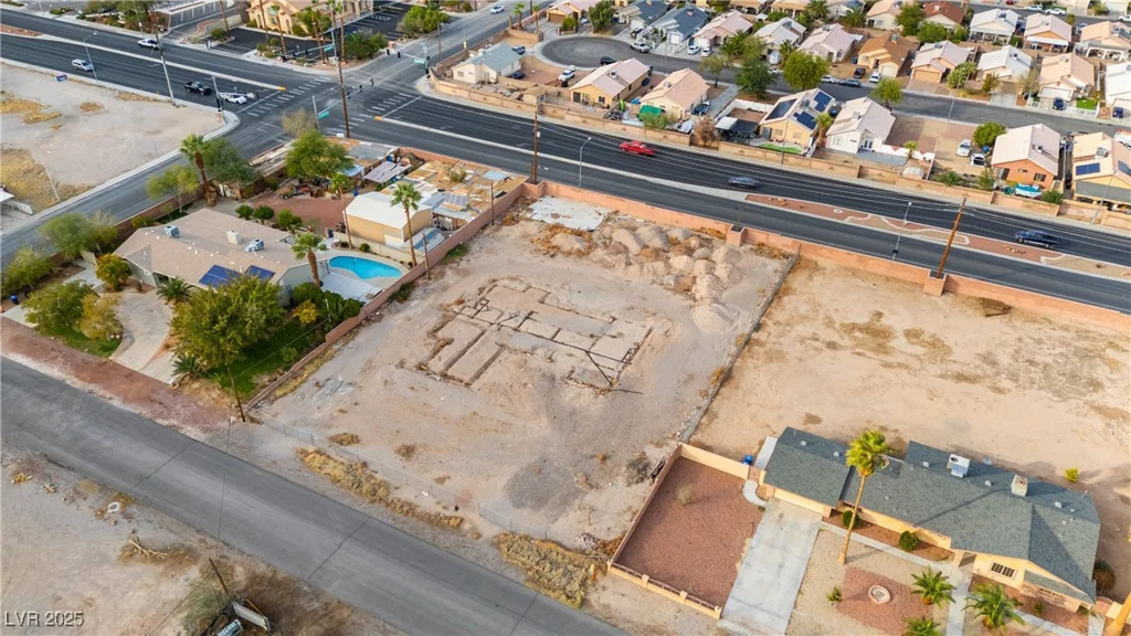 2010 Goldhill, Las Vegas, NV 89106