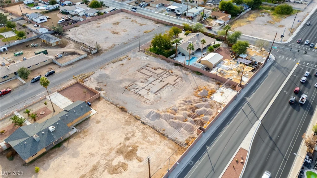 2010 Goldhill, Las Vegas, NV 89106