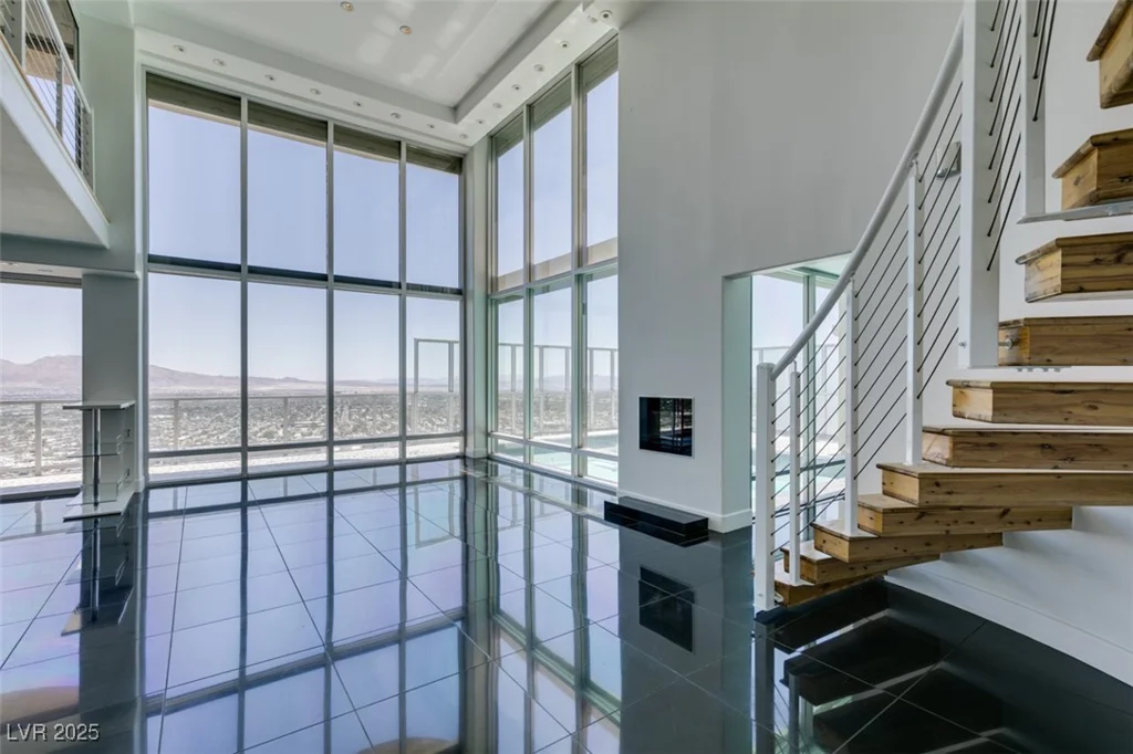 3111 Bel Air, Las Vegas, NV 89109