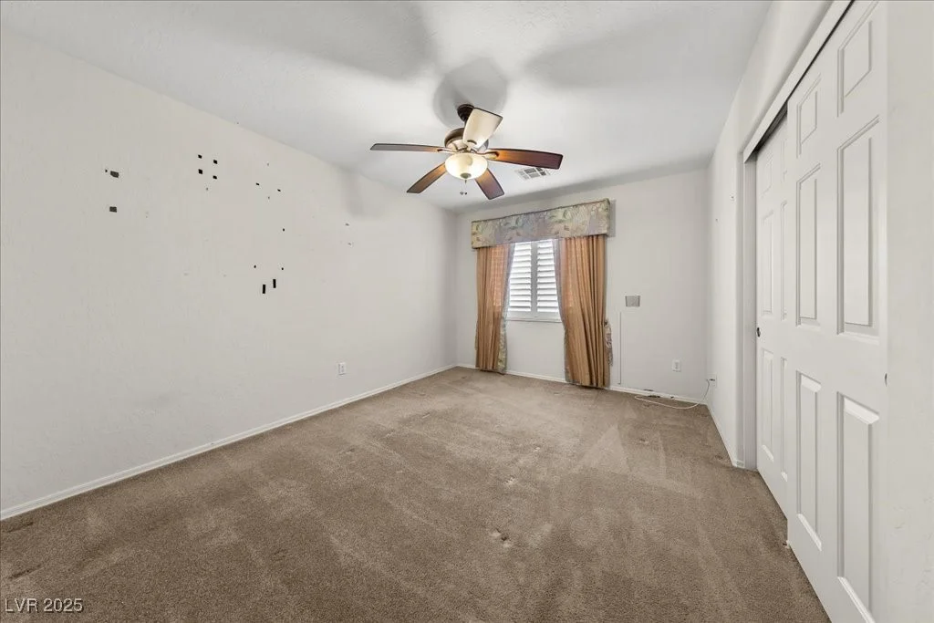 5240 Fire Night, Las Vegas, NV 89122