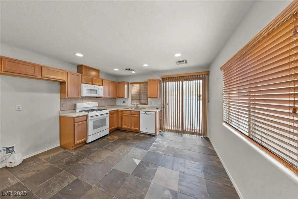 5240 Fire Night, Las Vegas, NV 89122