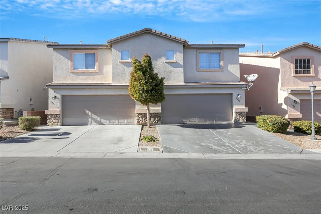 2097 Audrey Hepburn, Las Vegas, NV 89142