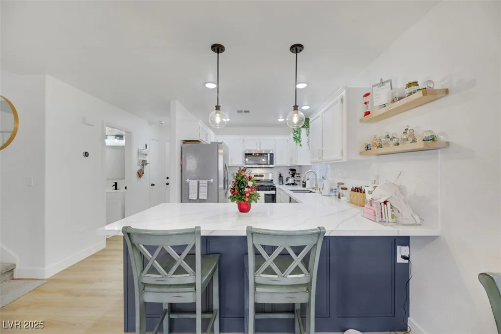 2097 Audrey Hepburn, Las Vegas, NV 89142