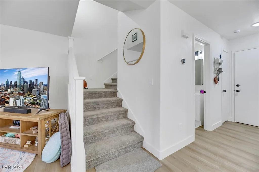 2097 Audrey Hepburn, Las Vegas, NV 89142