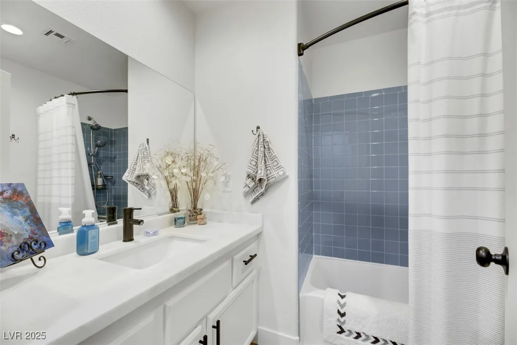 2097 Audrey Hepburn, Las Vegas, NV 89142