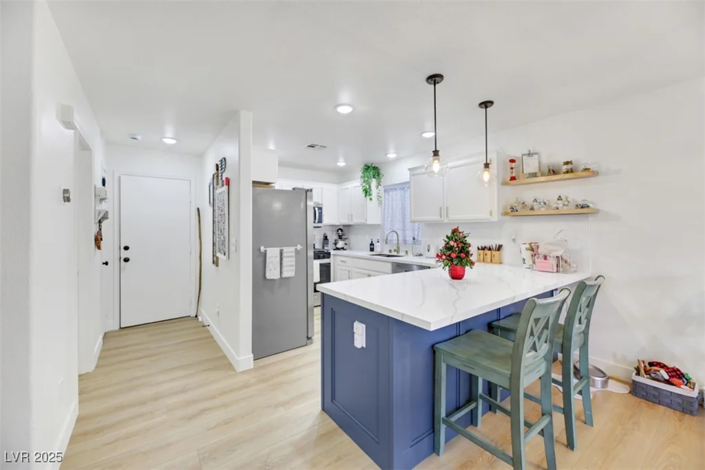2097 Audrey Hepburn, Las Vegas, NV 89142