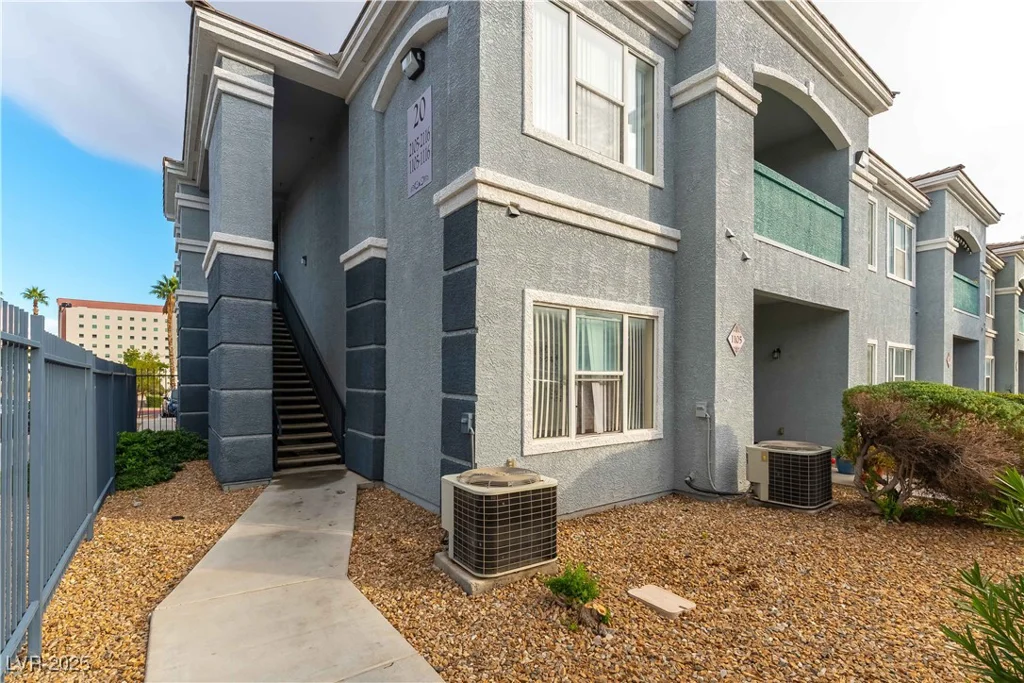 6955 Durango, Las Vegas, NV 89149