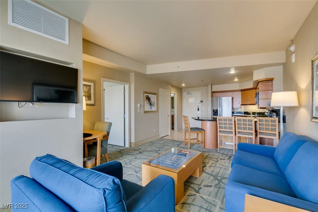 211 FLAMINGO, Las Vegas, NV 89169