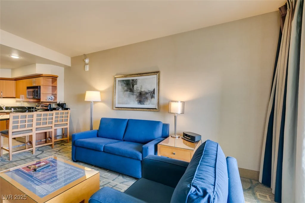 211 FLAMINGO, Las Vegas, NV 89169