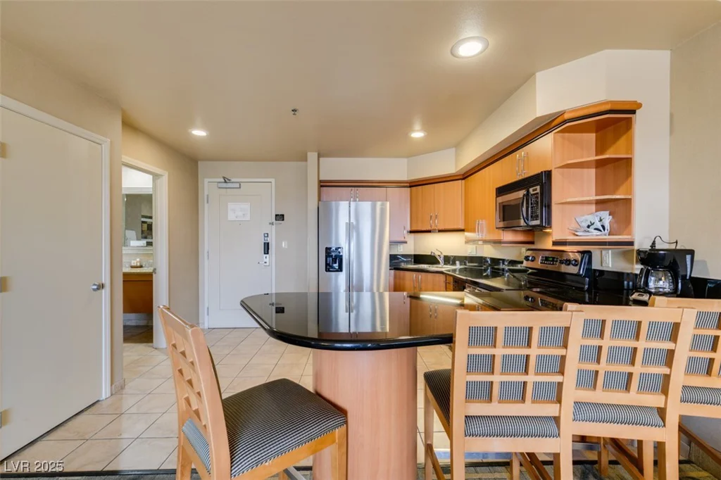 211 FLAMINGO, Las Vegas, NV 89169