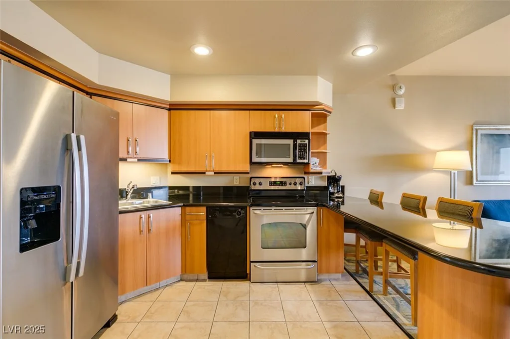 211 FLAMINGO, Las Vegas, NV 89169