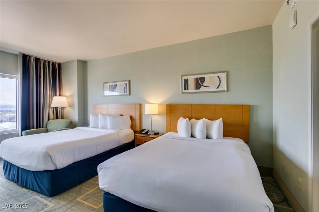 211 FLAMINGO, Las Vegas, NV 89169