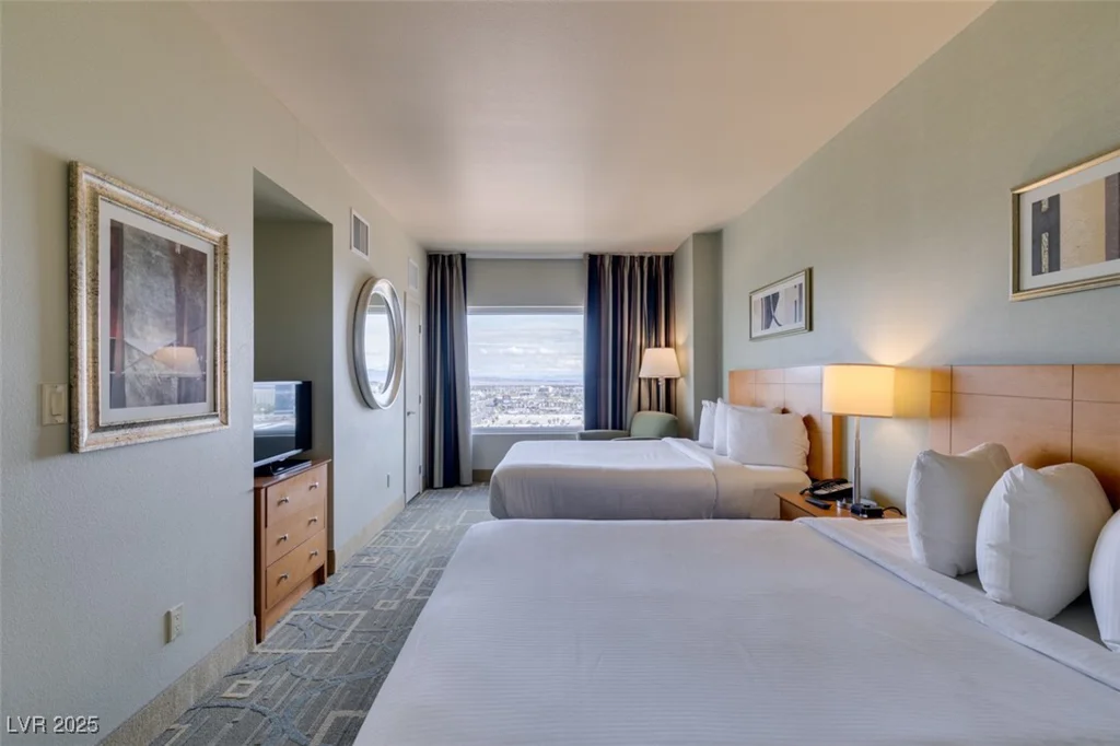 211 FLAMINGO, Las Vegas, NV 89169