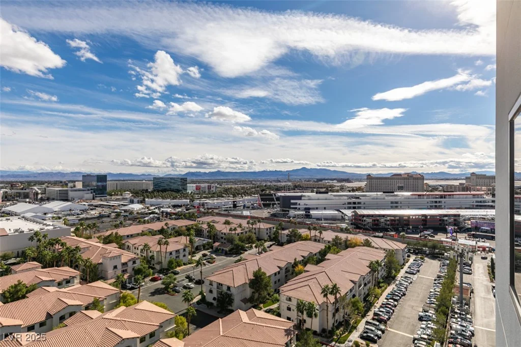 211 FLAMINGO, Las Vegas, NV 89169