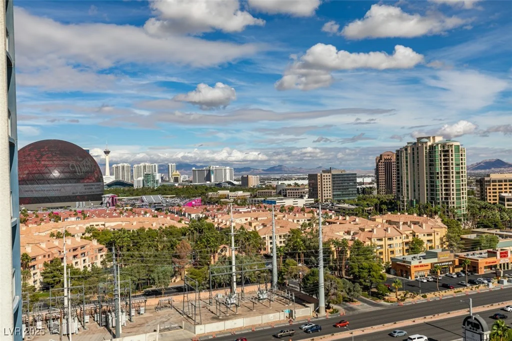 211 FLAMINGO, Las Vegas, NV 89169