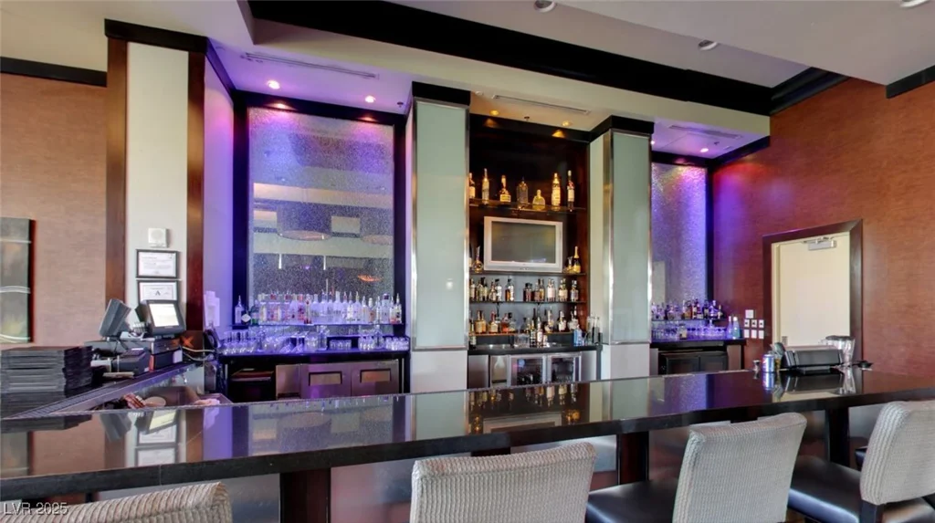 211 FLAMINGO, Las Vegas, NV 89169