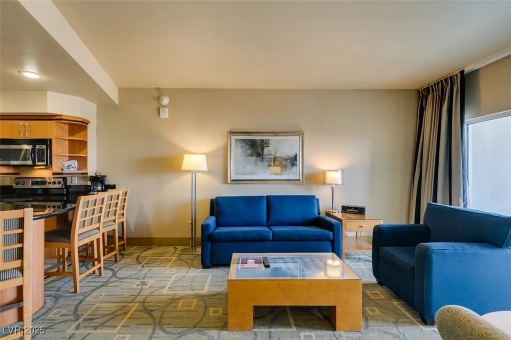 211 FLAMINGO, Las Vegas, NV 89169