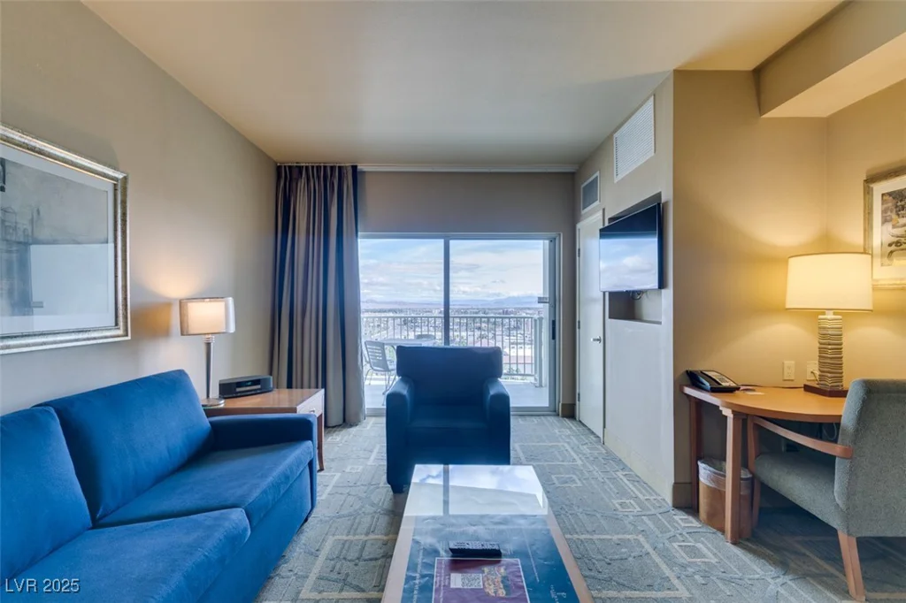 211 FLAMINGO, Las Vegas, NV 89169