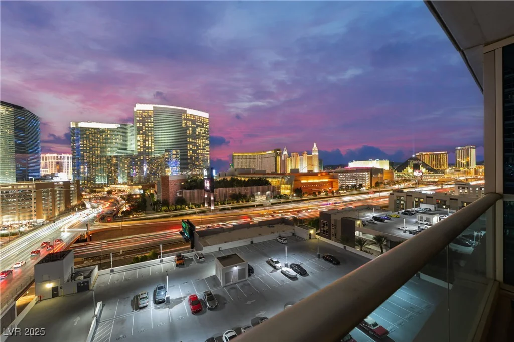 4525 Dean Martin, Las Vegas, NV 89103