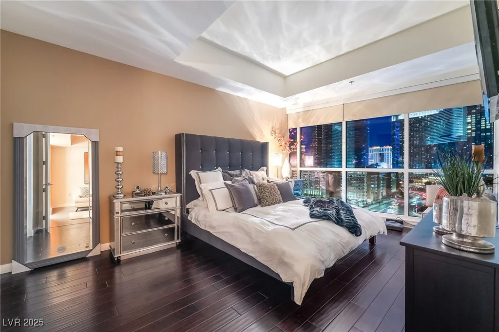 4525 Dean Martin, Las Vegas, NV 89103