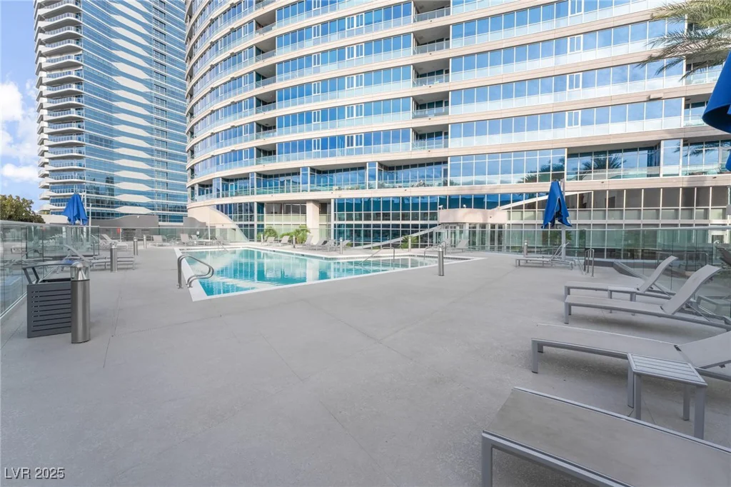 4525 Dean Martin, Las Vegas, NV 89103