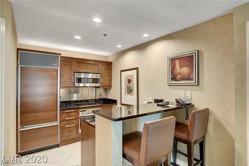 145 HARMON, Las Vegas, NV 89109