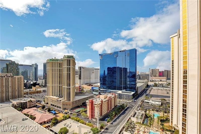 145 HARMON, Las Vegas, NV 89109