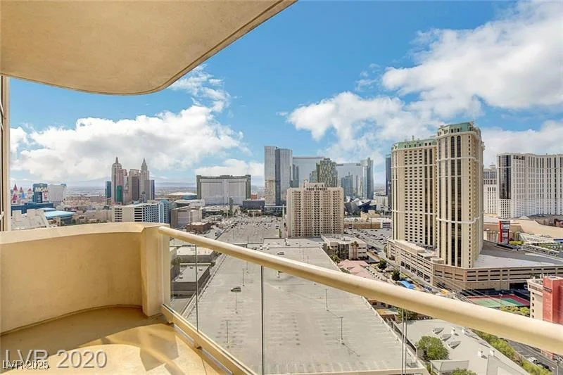 145 HARMON, Las Vegas, NV 89109