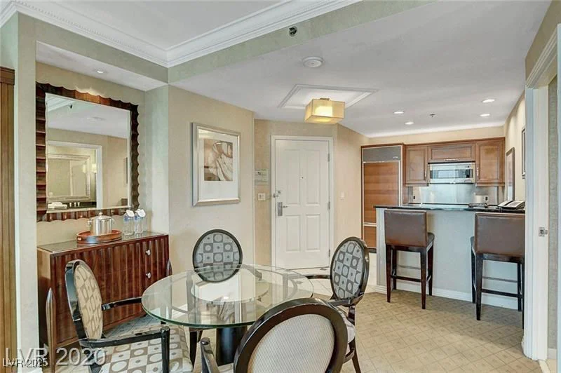 145 HARMON, Las Vegas, NV 89109