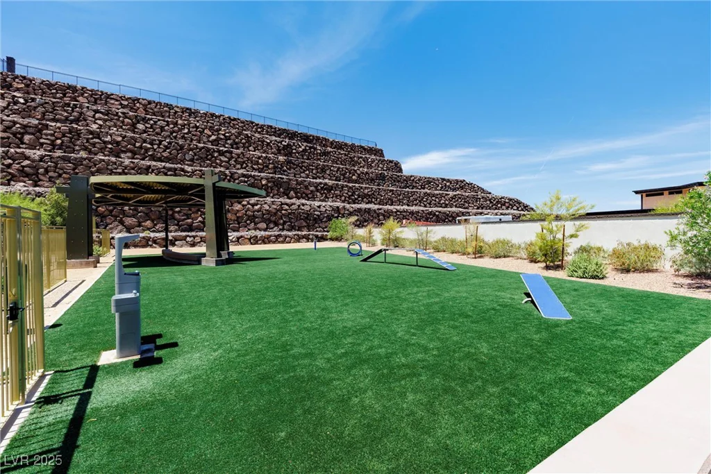 9 Sunset Strip, Henderson, NV 89012