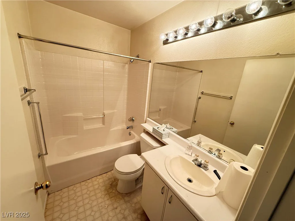 118 Breezy Shore, North Las Vegas, NV 89031
