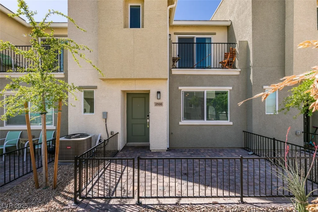 2598 Mocha Pearl, North Las Vegas, NV 89086