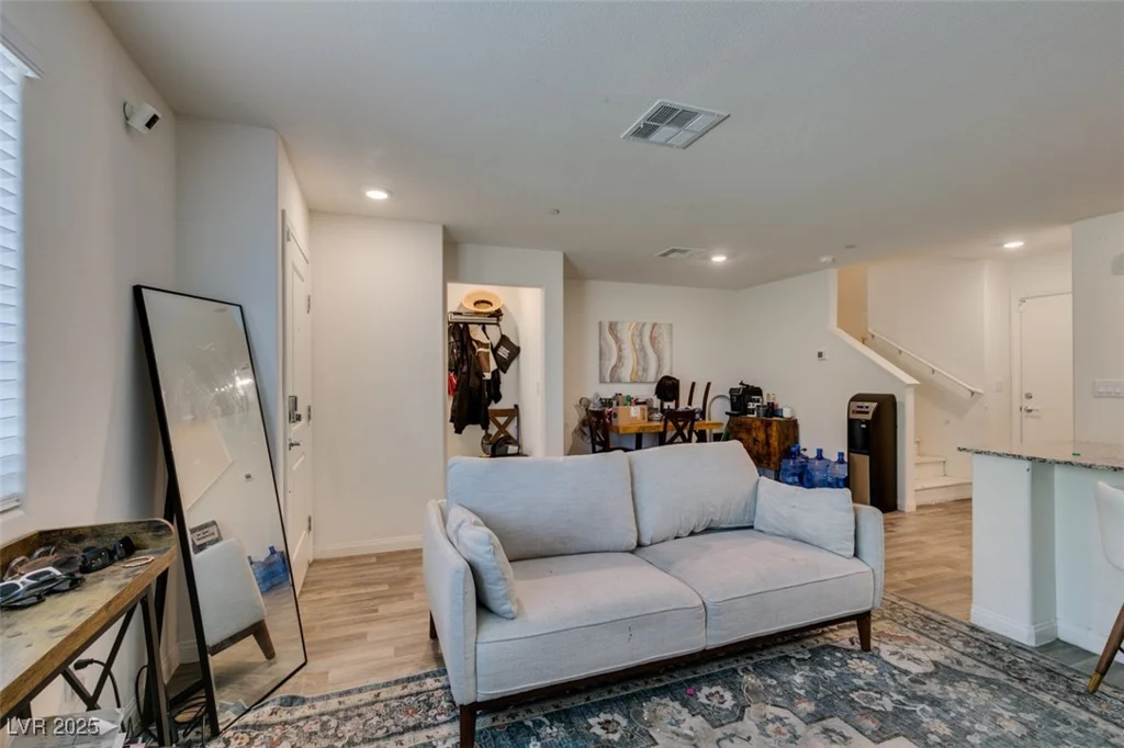 2598 Mocha Pearl, North Las Vegas, NV 89086
