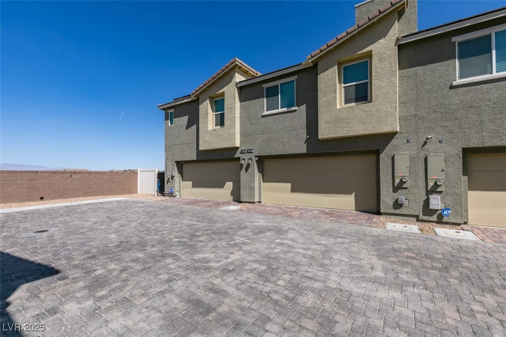 2598 Mocha Pearl, North Las Vegas, NV 89086
