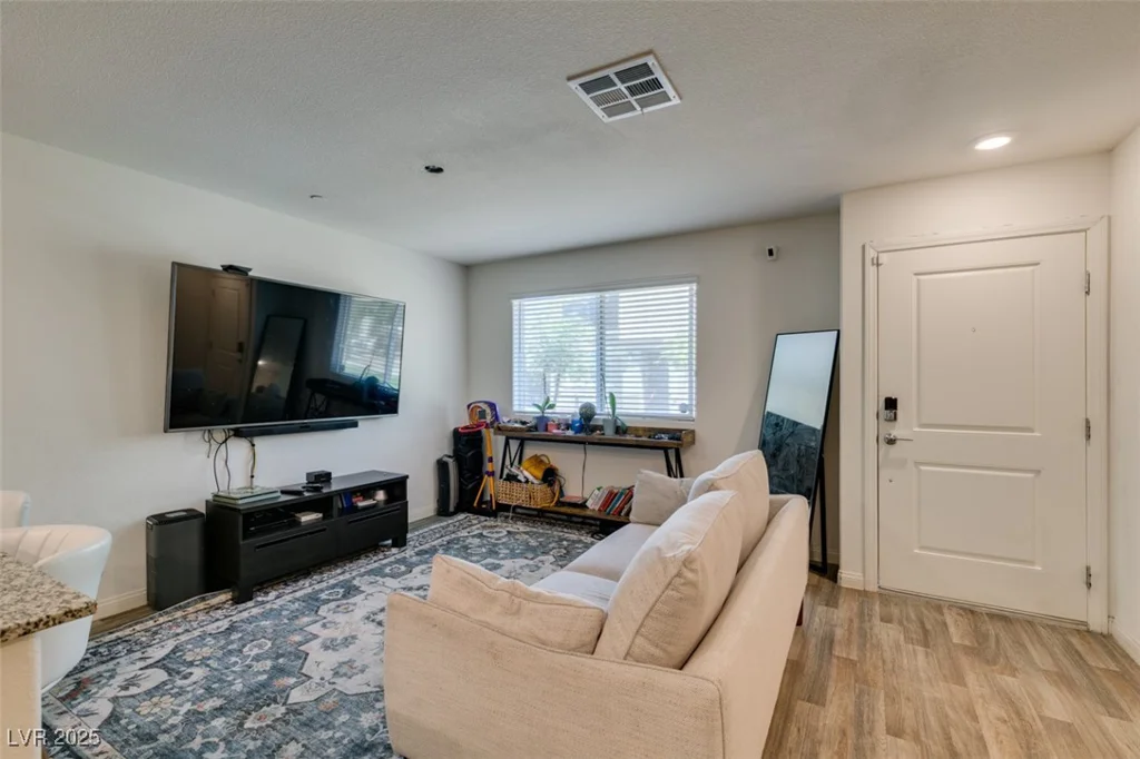 2598 Mocha Pearl, North Las Vegas, NV 89086