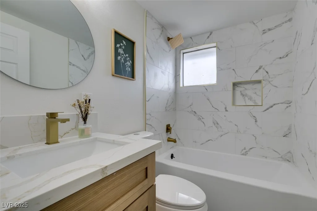 121 21st, Las Vegas, NV 89101