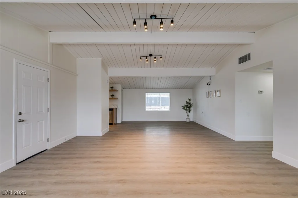 121 21st, Las Vegas, NV 89101